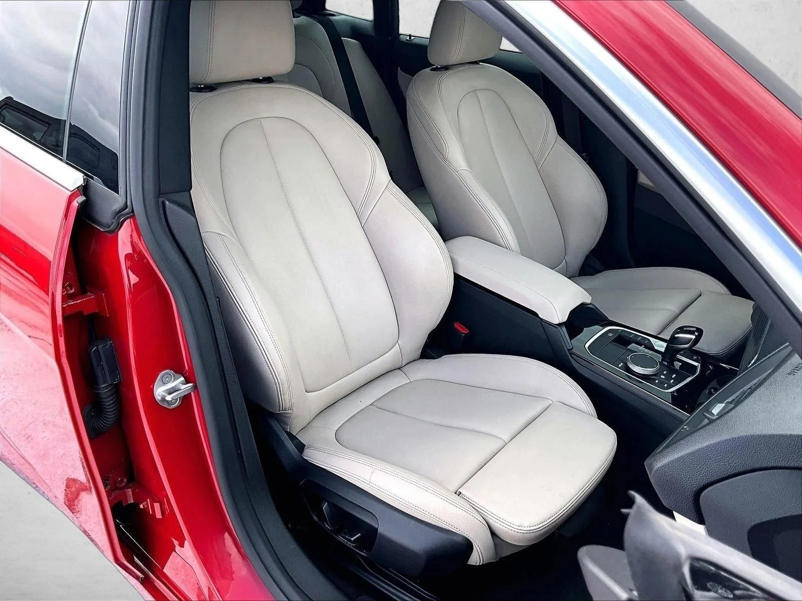 2020 BMW 2 Series 228i xDrive photo 9