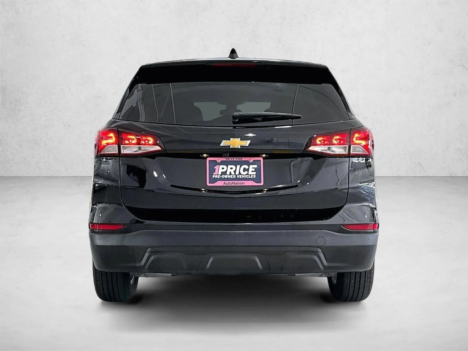 2023 Chevrolet Equinox LS photo 4