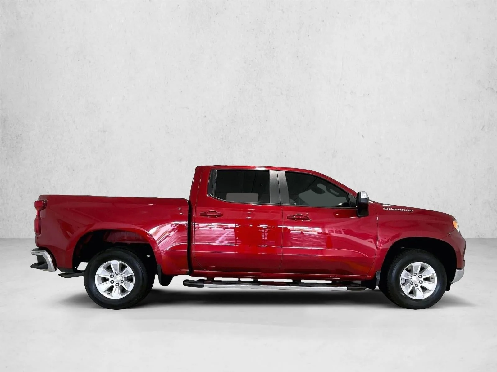 2023 Chevrolet Silverado 1500 LT photo 5