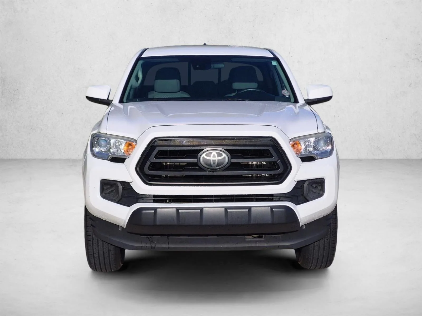 2020 Toyota Tacoma 2WD 2WD SR Double Cab 5' Bed I4 AT (GS) photo 2