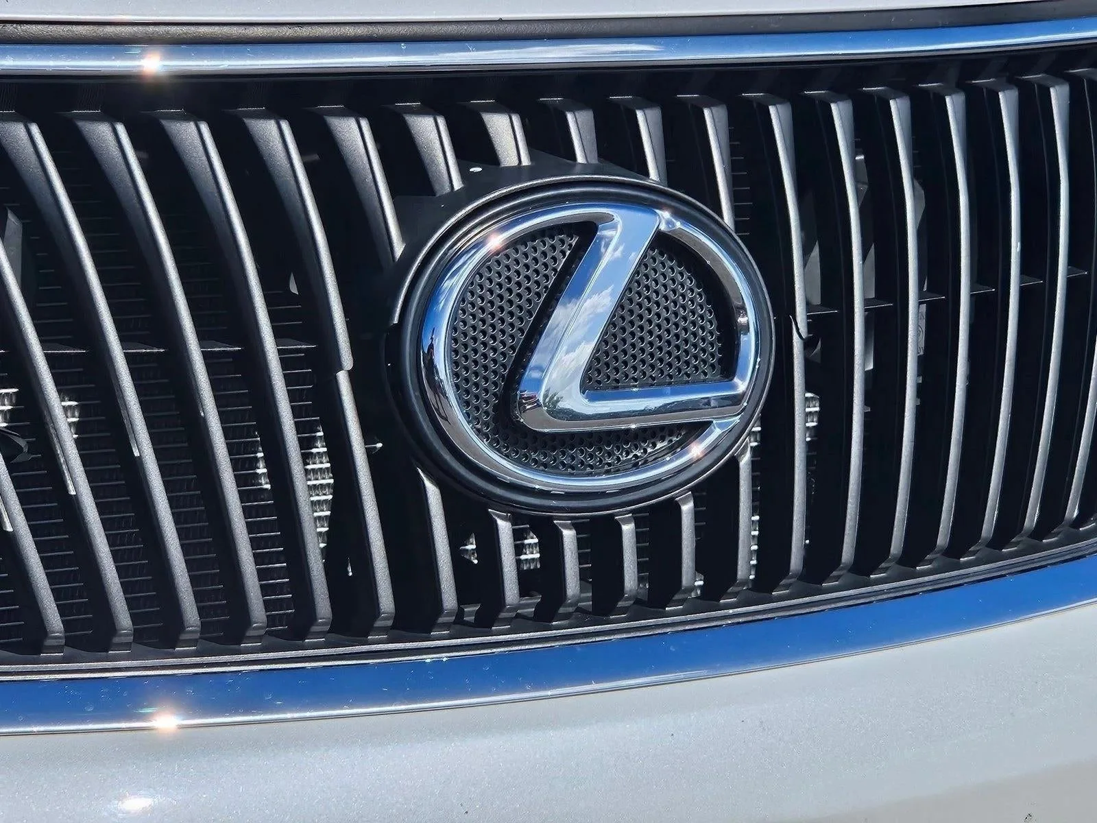 2011 Lexus RX 350 AWD 4dr photo 5