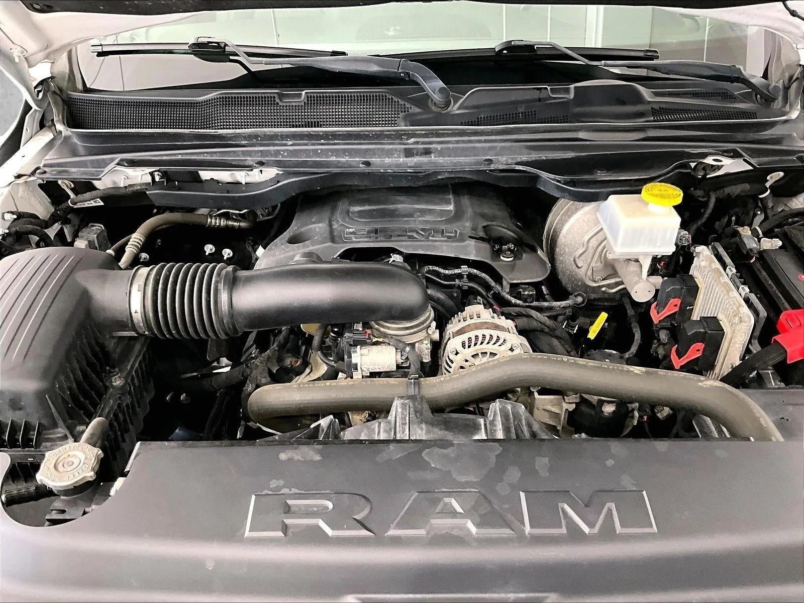 2021 RAM 1500 Big Horn Crew Cab 4x4 6'4" Box photo 11