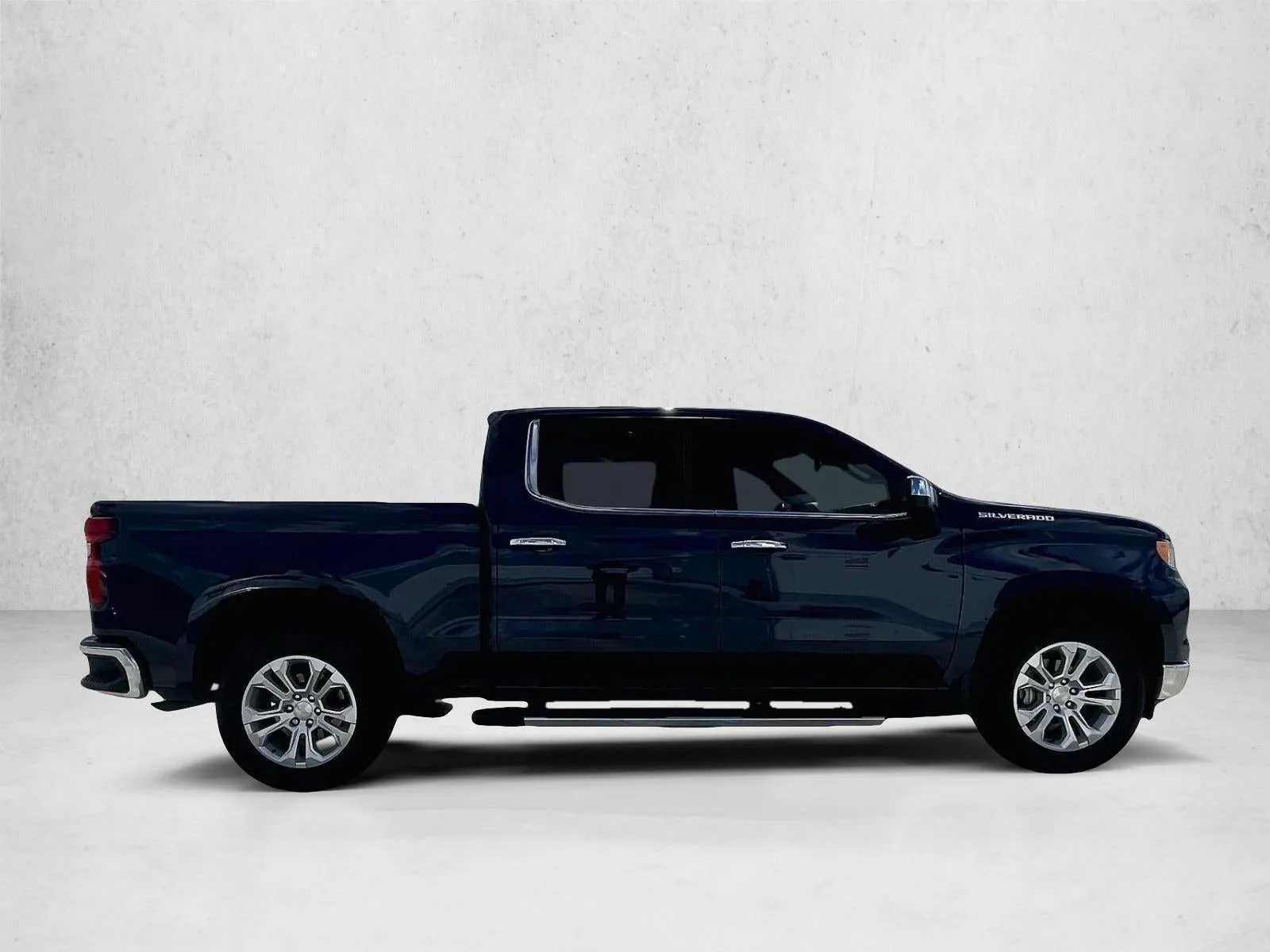 2022 Chevrolet Silverado 1500 LTZ photo 5