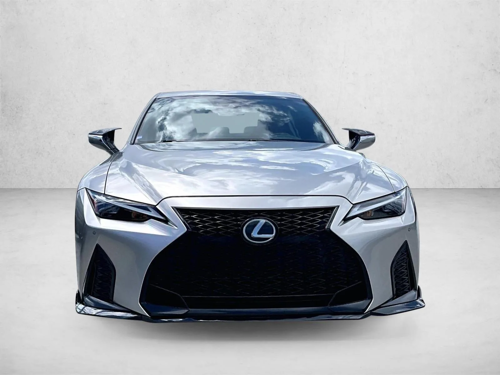 2021 Lexus IS 350 F SPORT photo 3