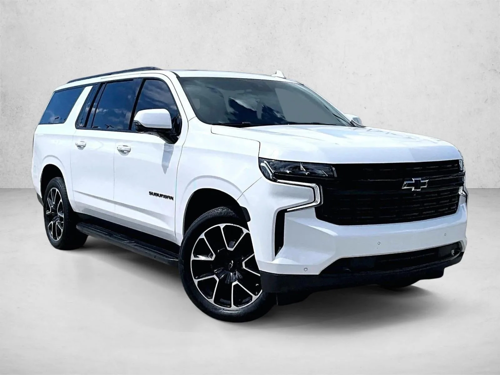 2024 Chevrolet Suburban RST photo 12