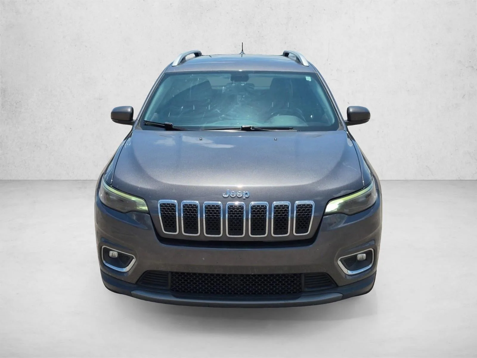 2020 Jeep Cherokee Base photo 2