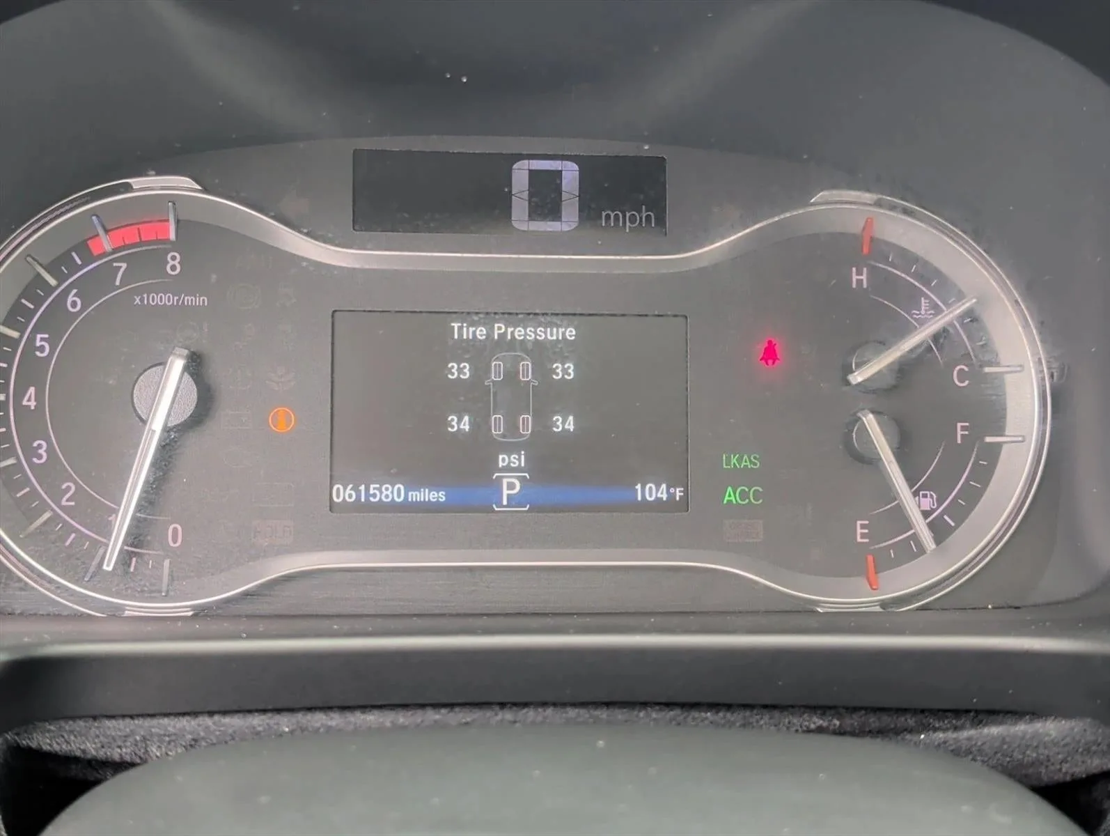 2016 Honda Pilot AWD Touring with DVD Rear Entertainment System and Navigation photo 11