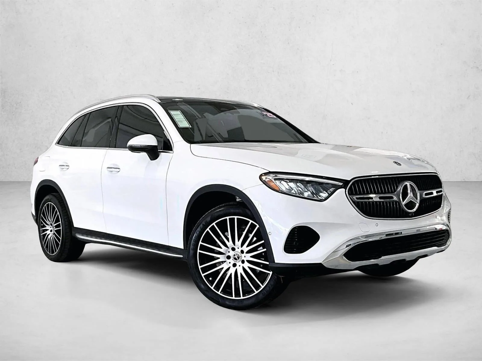 2025 Mercedes-Benz GLC 300 SUV photo 12
