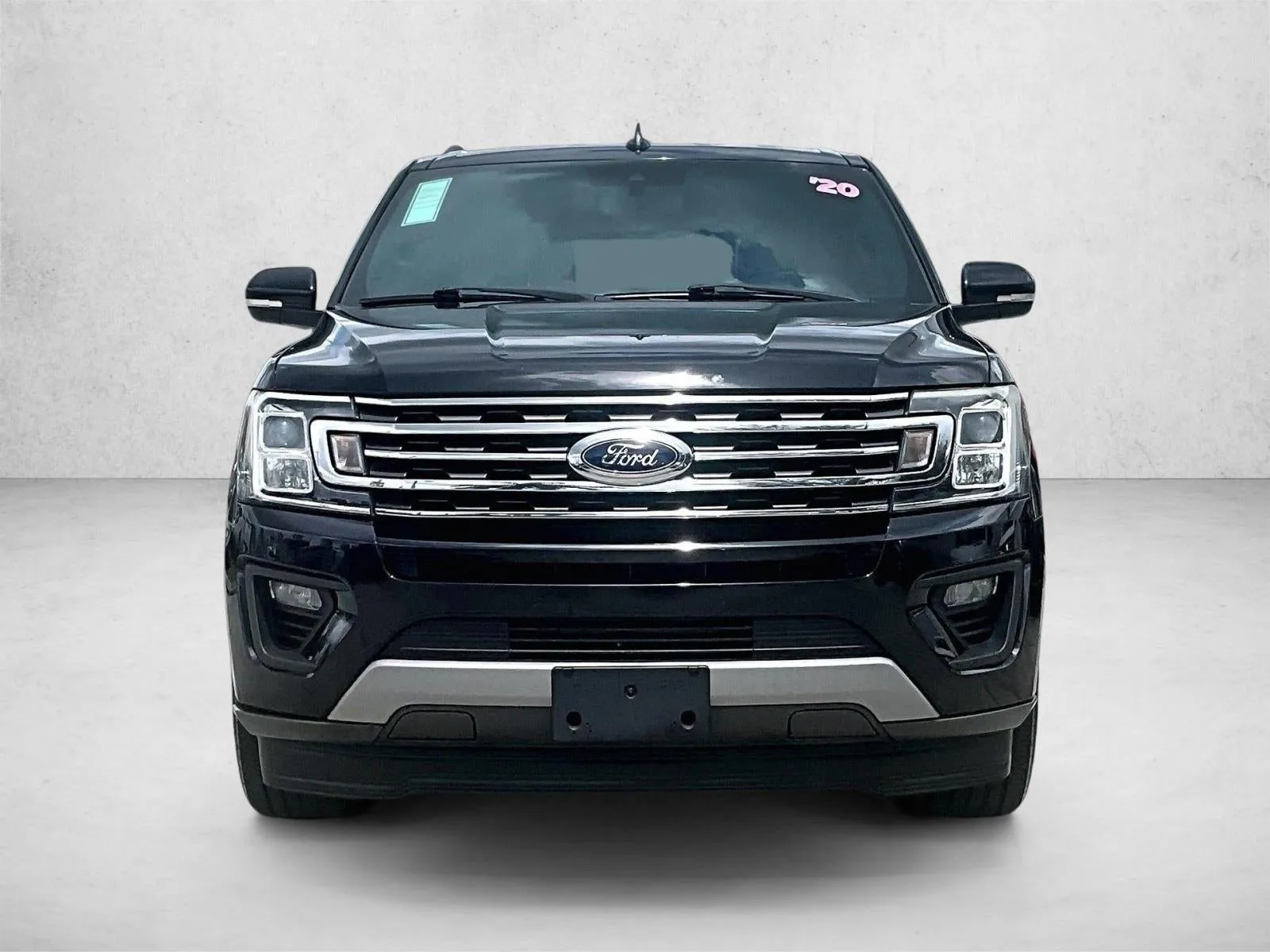 2020 Ford Expedition XLT photo 3