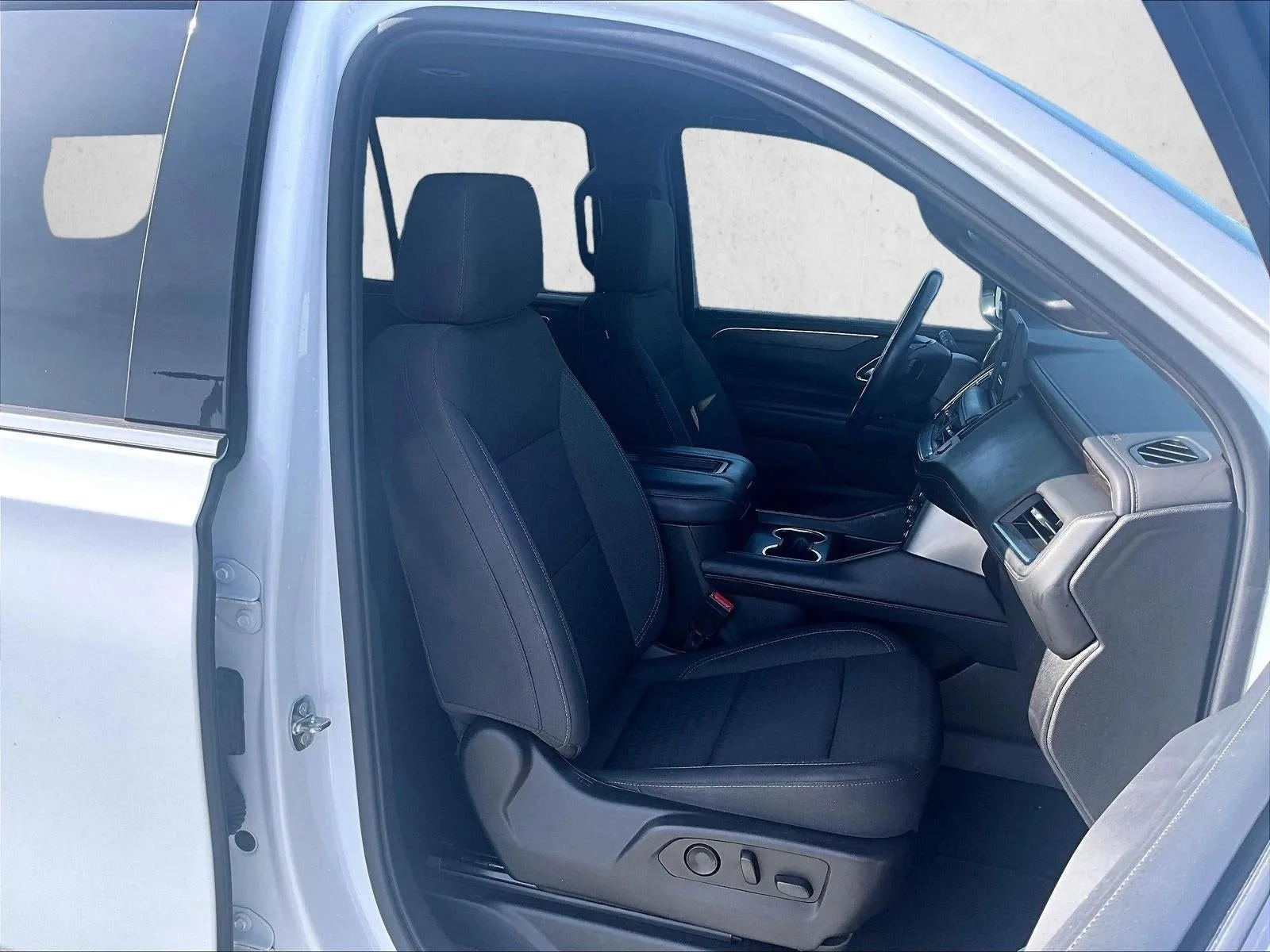 2022 Chevrolet Tahoe LS photo 9