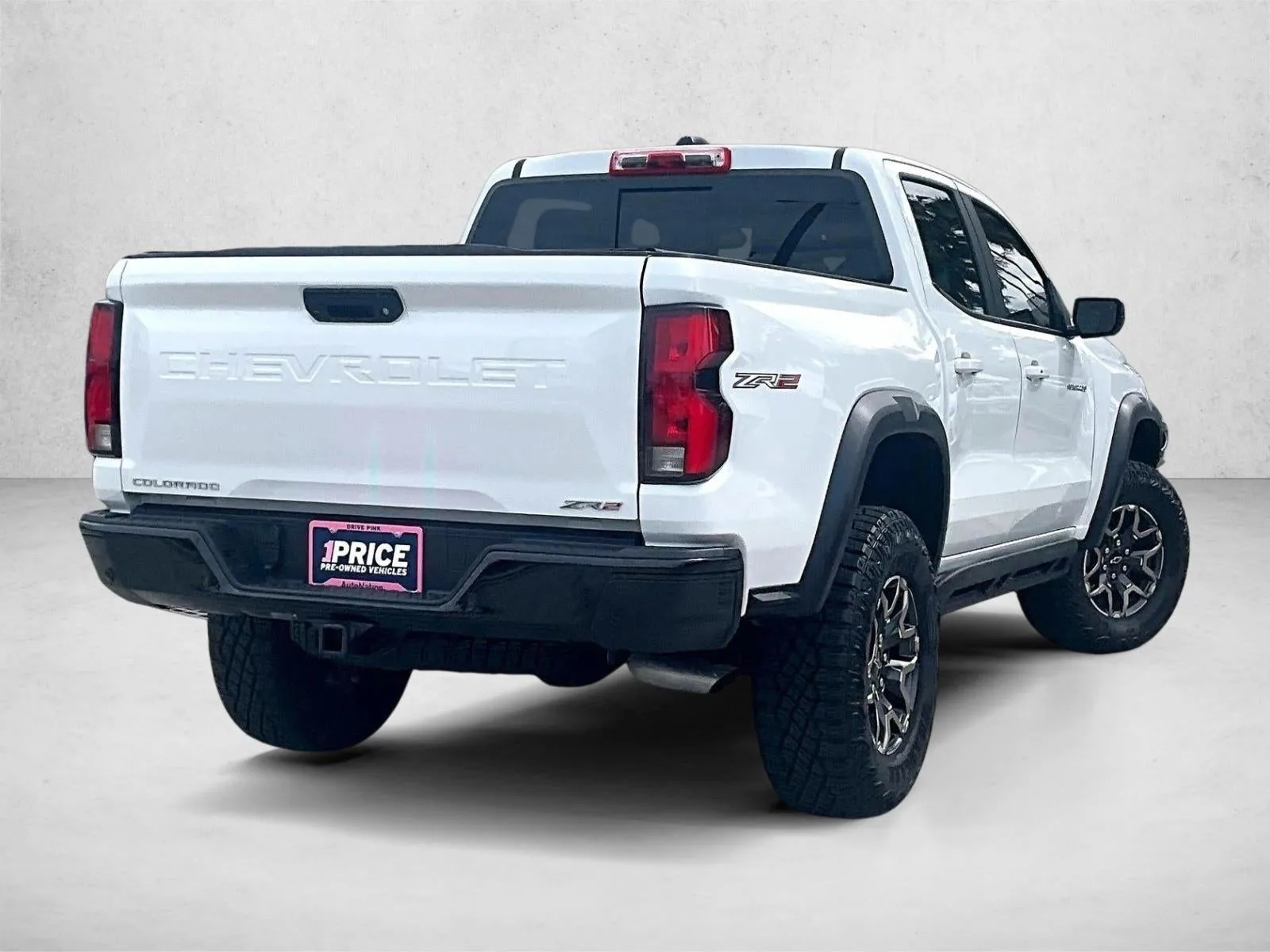 2025 Chevrolet Colorado ZR2 photo 2