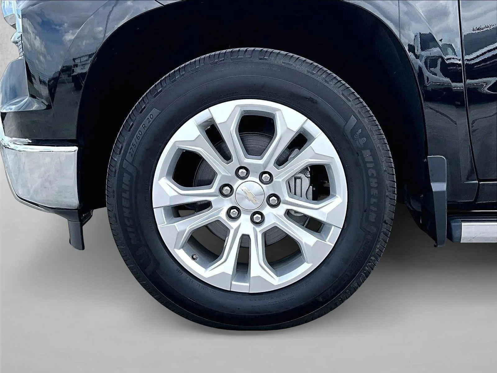 2023 Chevrolet Silverado 1500 LTZ photo 10