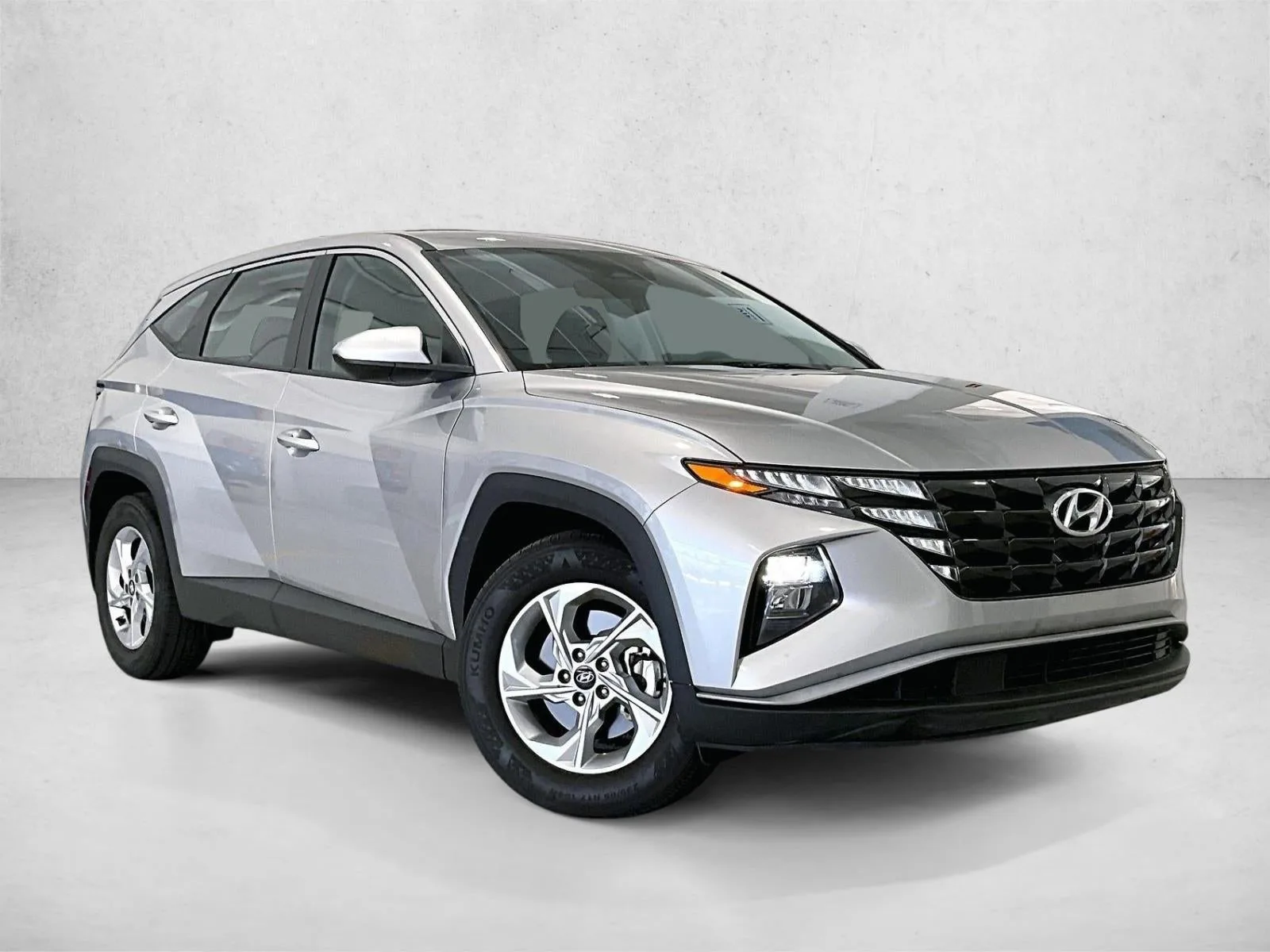 2024 Hyundai Tucson SE photo 12