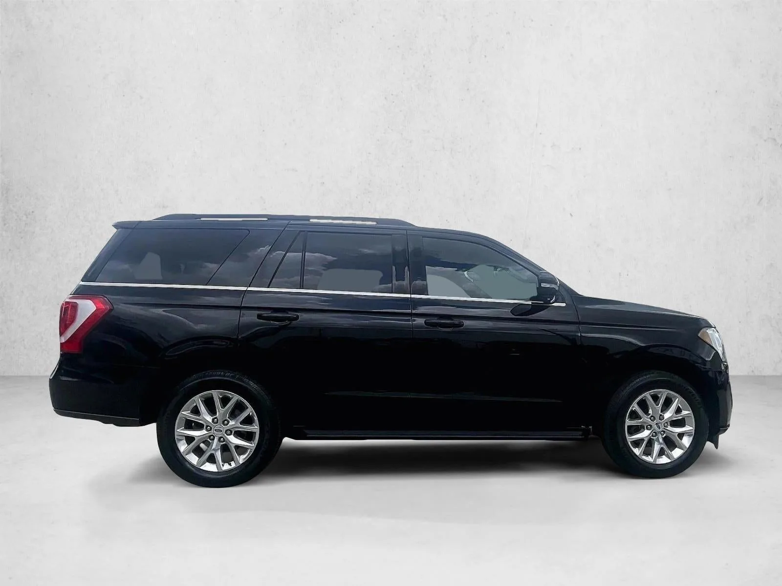 2020 Ford Expedition XLT photo 5