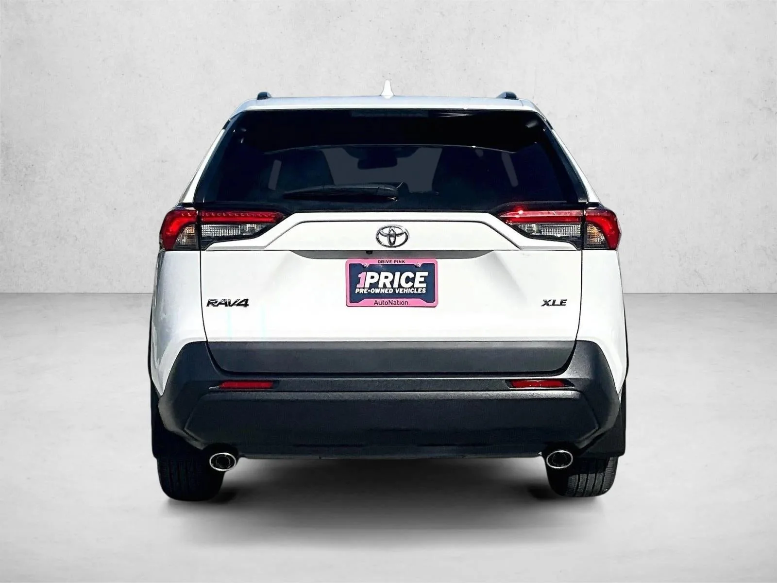 2024 Toyota RAV4 XLE photo 4