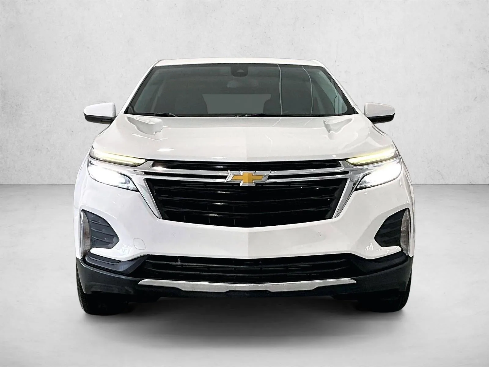 2023 Chevrolet Equinox LT photo 3