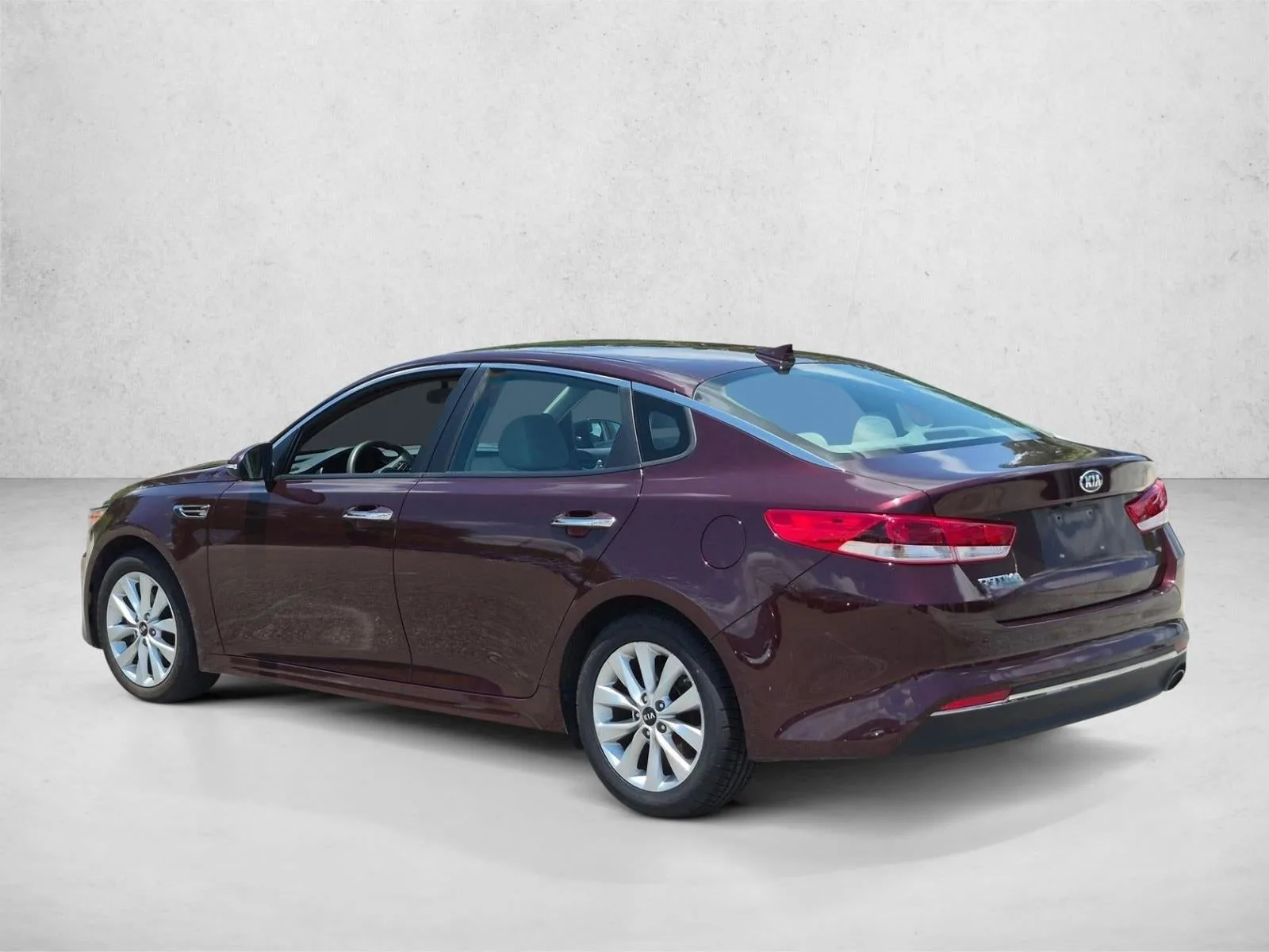 2016 Kia Optima LX photo 7