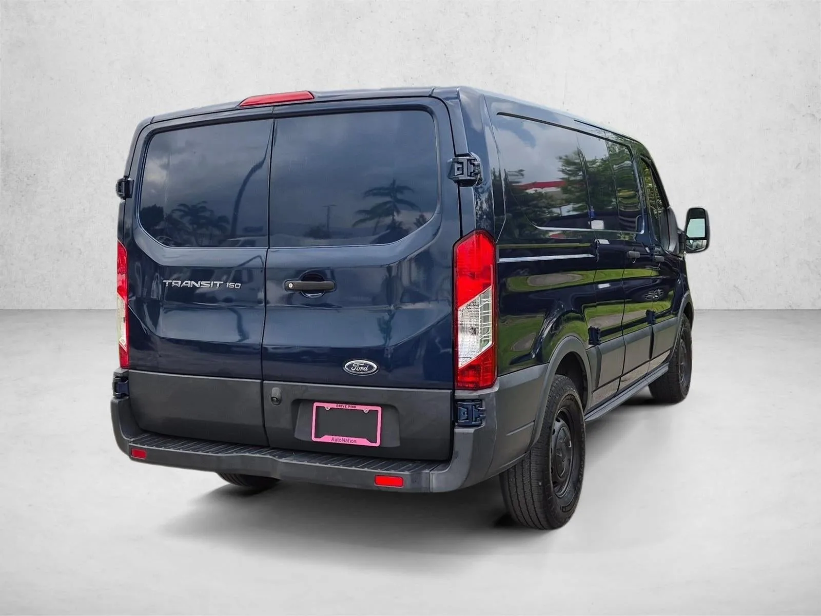 2018 Ford Transit Van T-150 130" Low Rf 8600 GVWR Swing-Out RH Dr photo 5