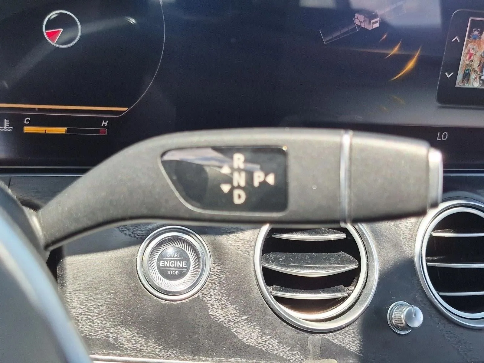 2020 Mercedes-Benz E 350 4MATIC® photo 12