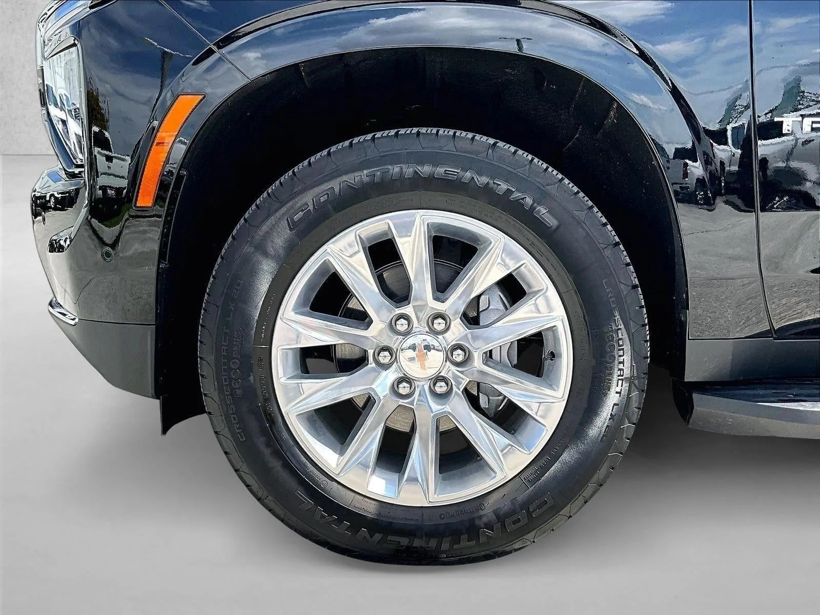 2025 Chevrolet Tahoe Premier photo 10