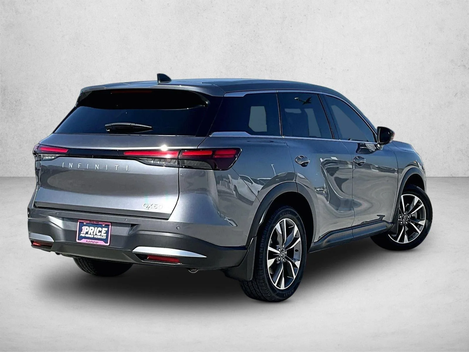 2026 INFINITI QX60 PURE photo 2