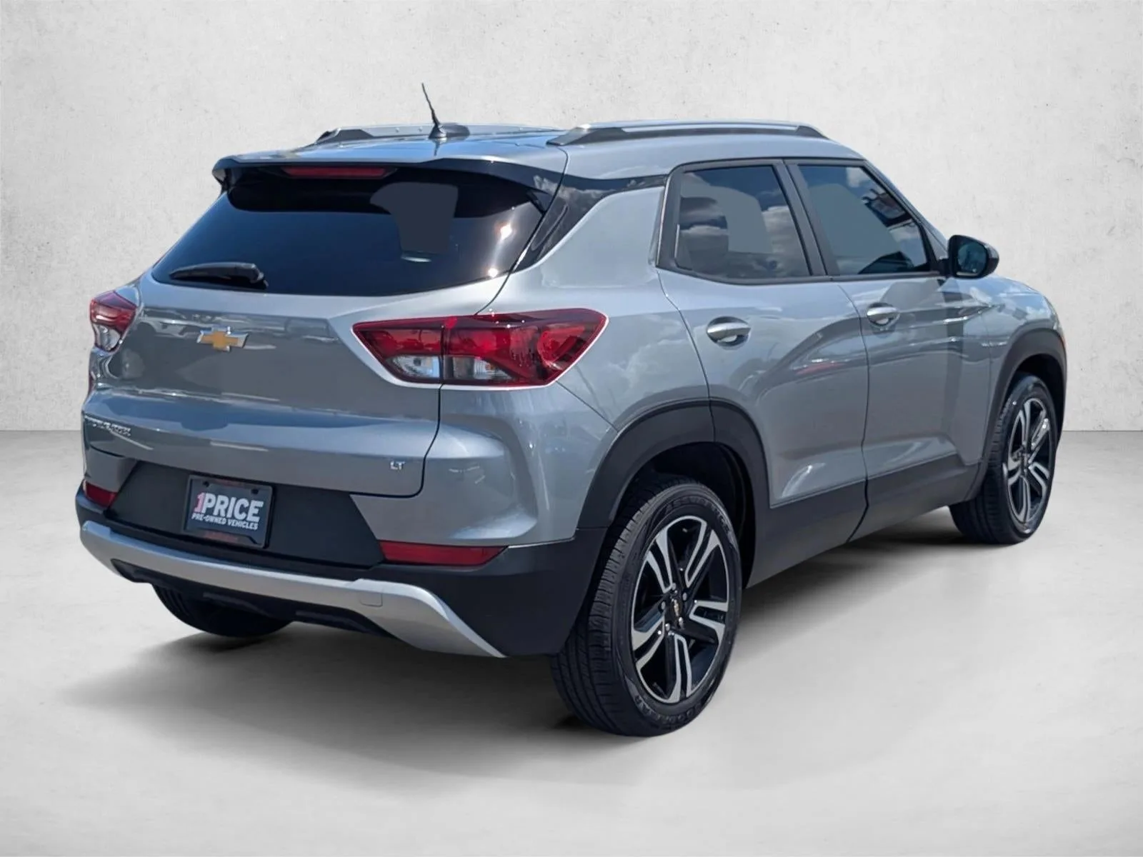 2023 Chevrolet Trailblazer FWD 4dr LT photo 5