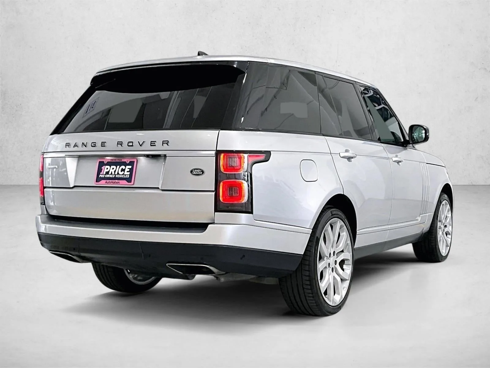 2019 Land Rover Range Rover Base photo 2