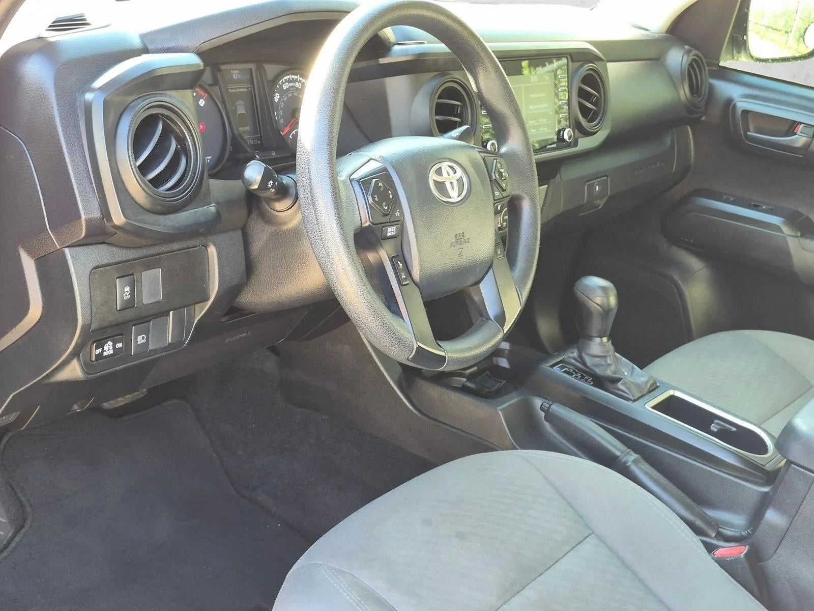 2020 Toyota Tacoma 2WD 2WD SR Double Cab 5' Bed I4 AT (GS) photo 9