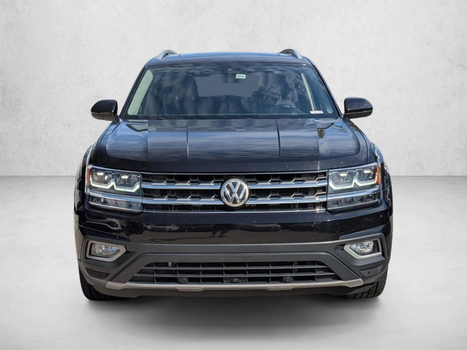 2019 Volkswagen Atlas 3.6L V6 SEL Premium 4MOTION photo 2