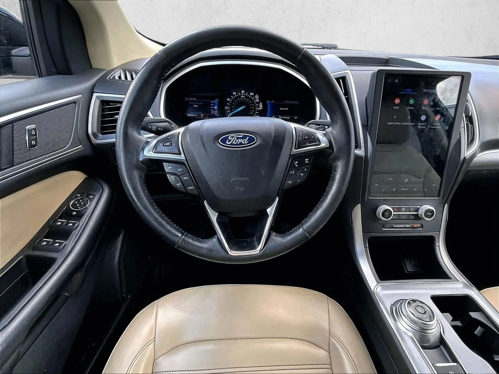 2021 Ford Edge SEL photo 7