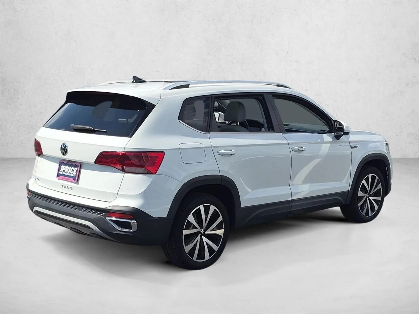 2023 Volkswagen Taos SE photo 5