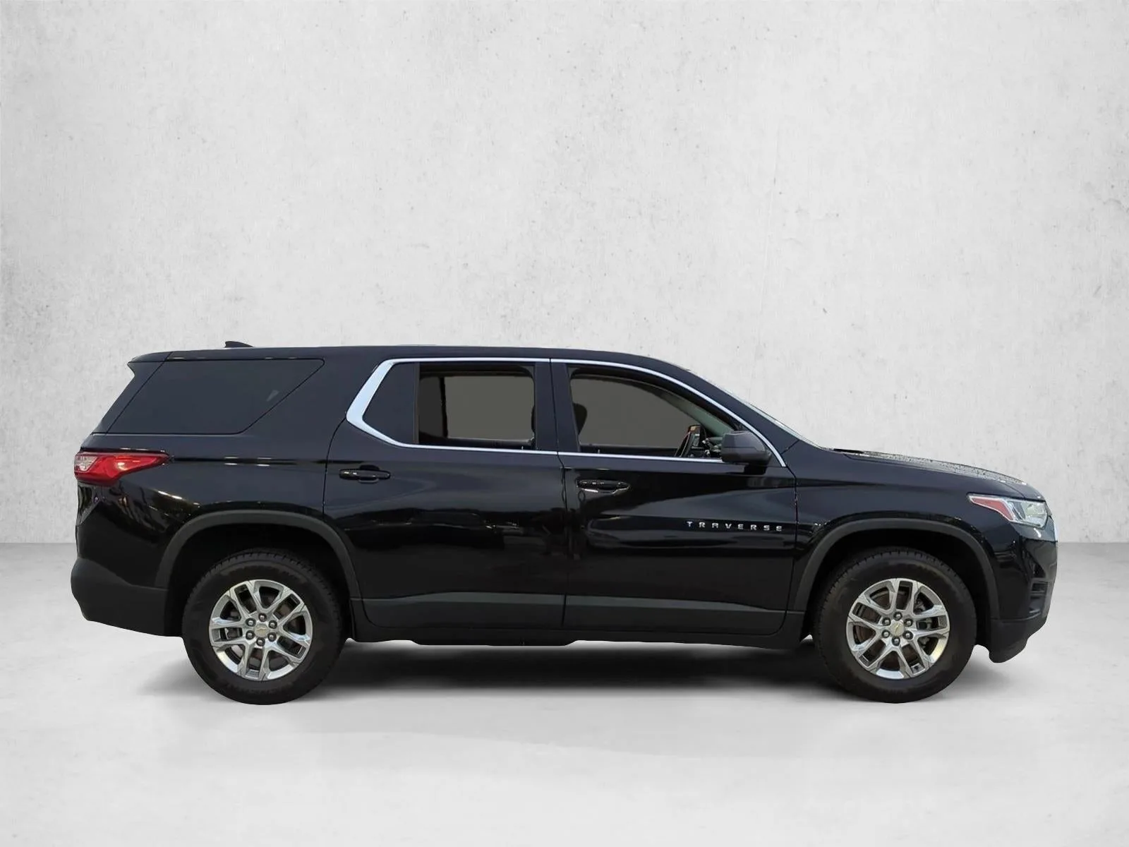 2021 Chevrolet Traverse FWD 1LS photo 4