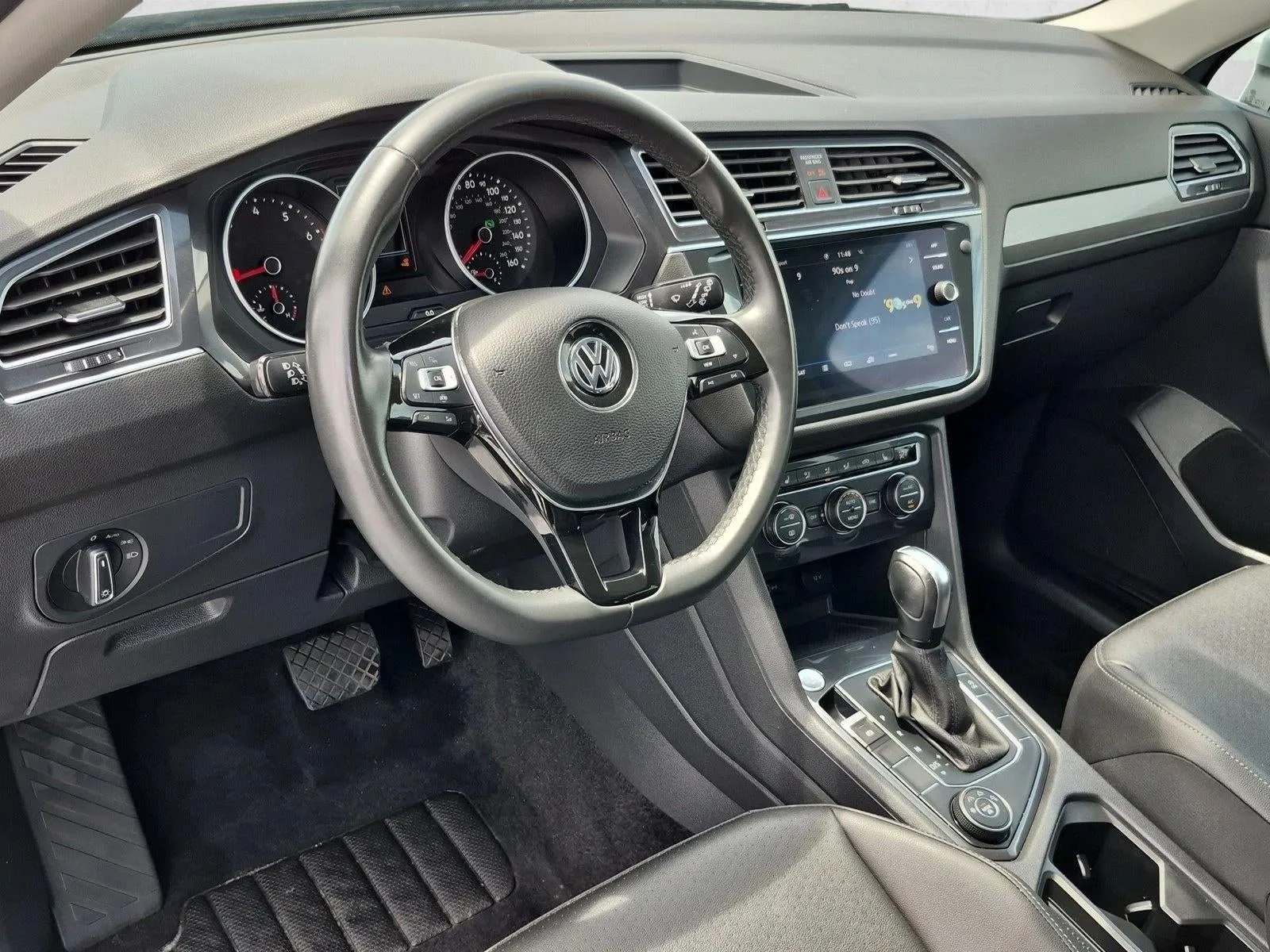 2020 Volkswagen Tiguan 2.0T SE photo 10