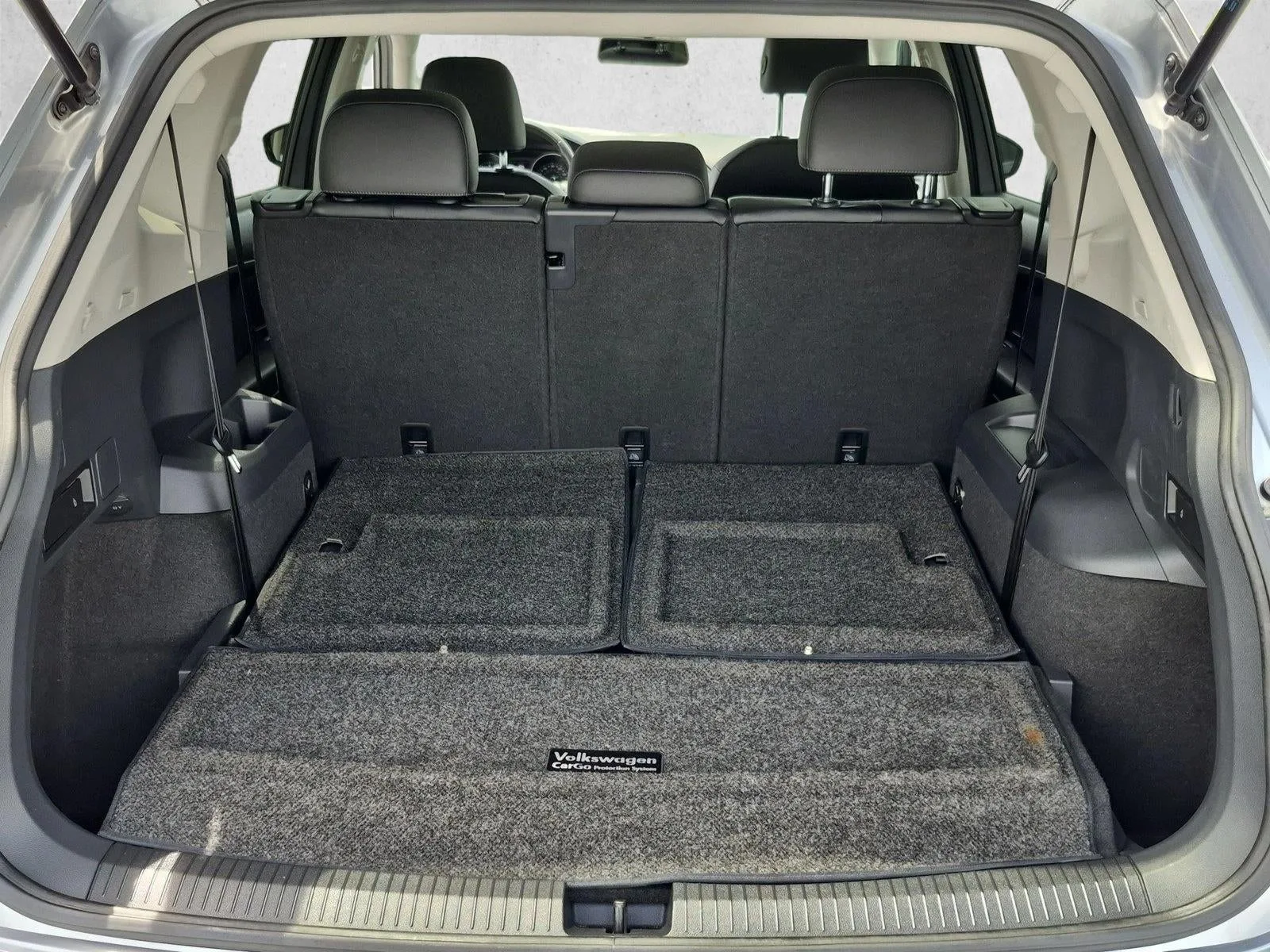 2020 Volkswagen Tiguan 2.0T SE photo 6