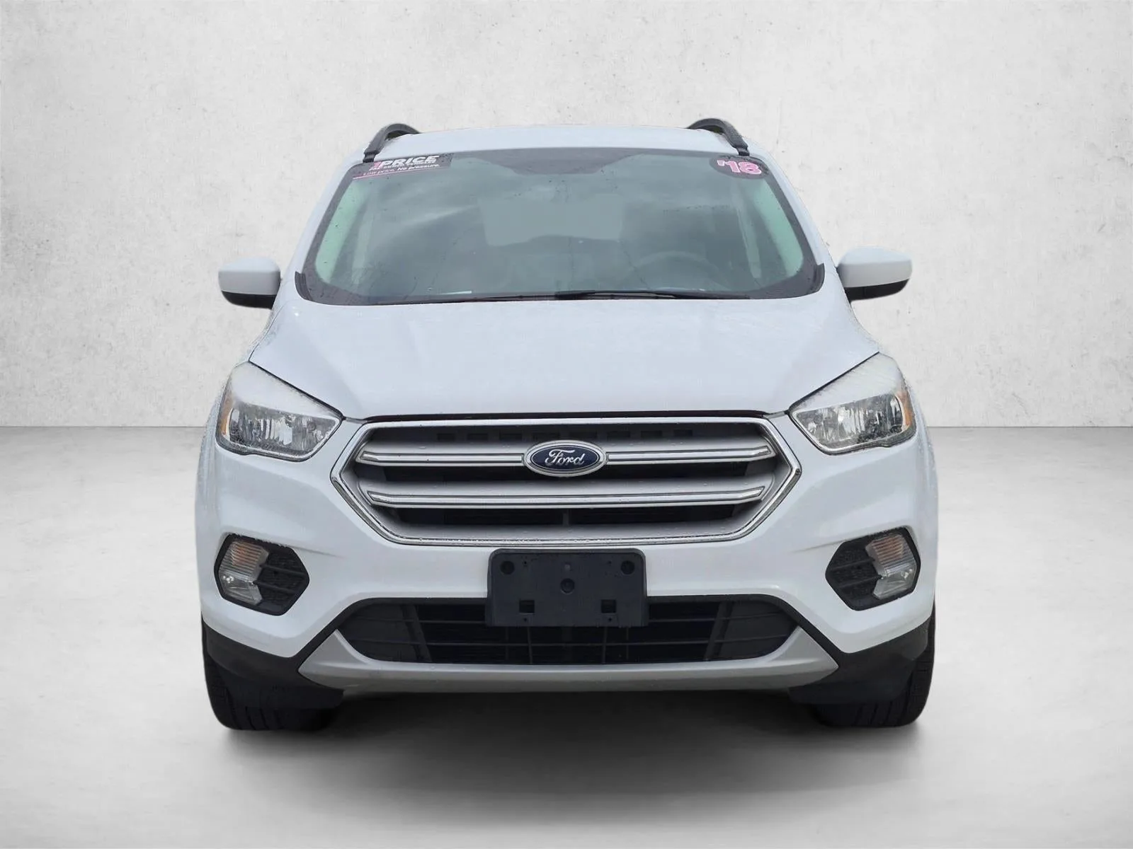 2018 Ford Escape SE FWD photo 2