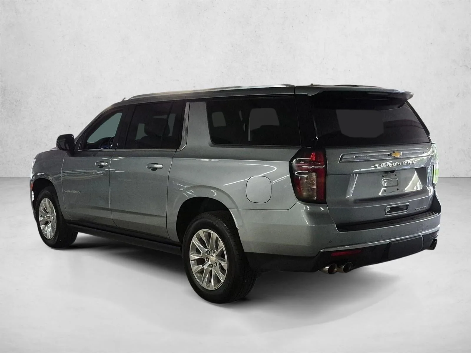 2023 Chevrolet Suburban Premier photo 7