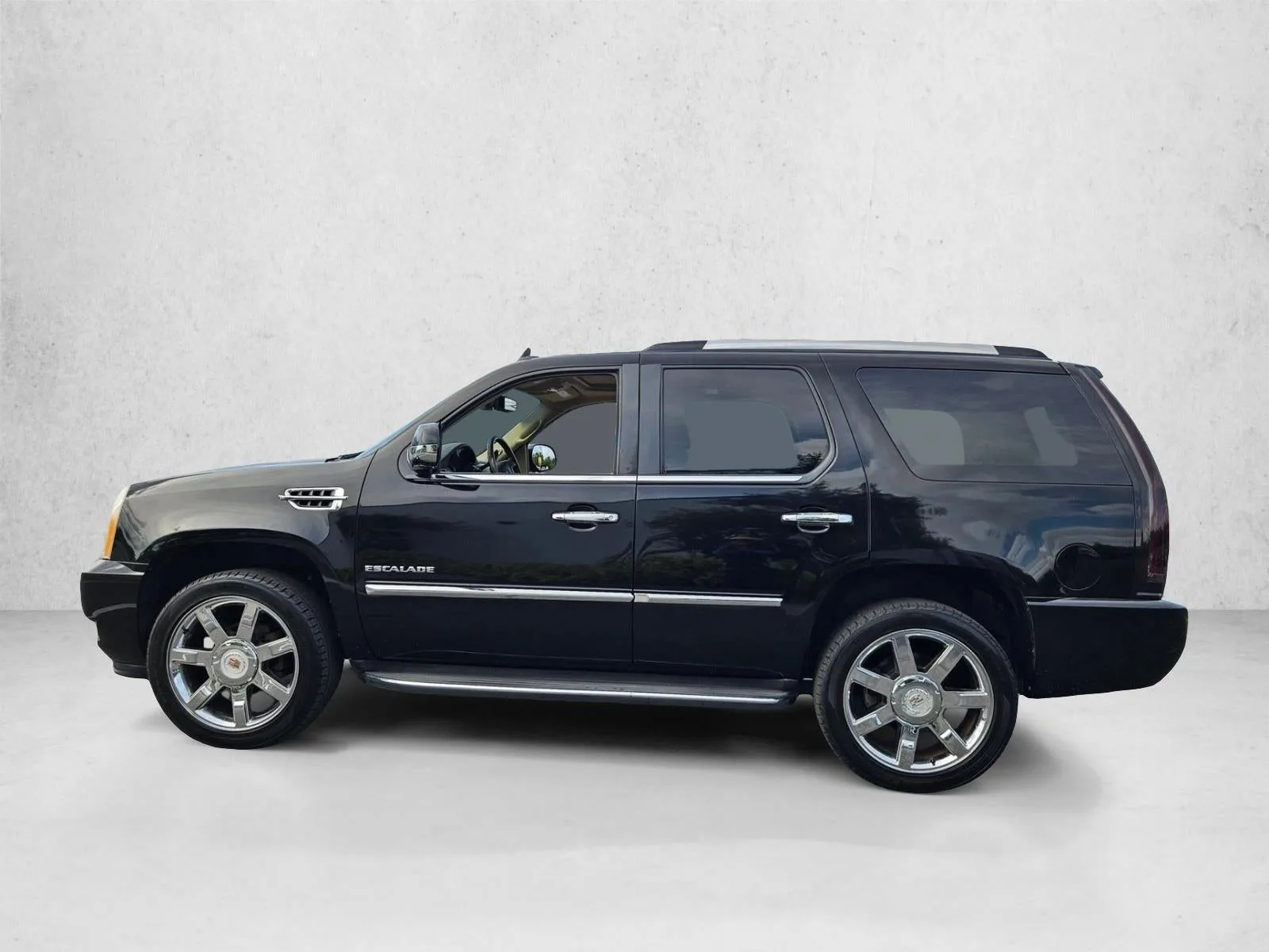 2011 Cadillac Escalade RWD Luxury photo 9