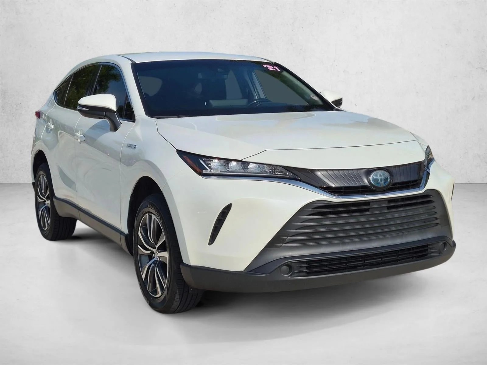 2021 Toyota Venza LE AWD (GS) photo 3