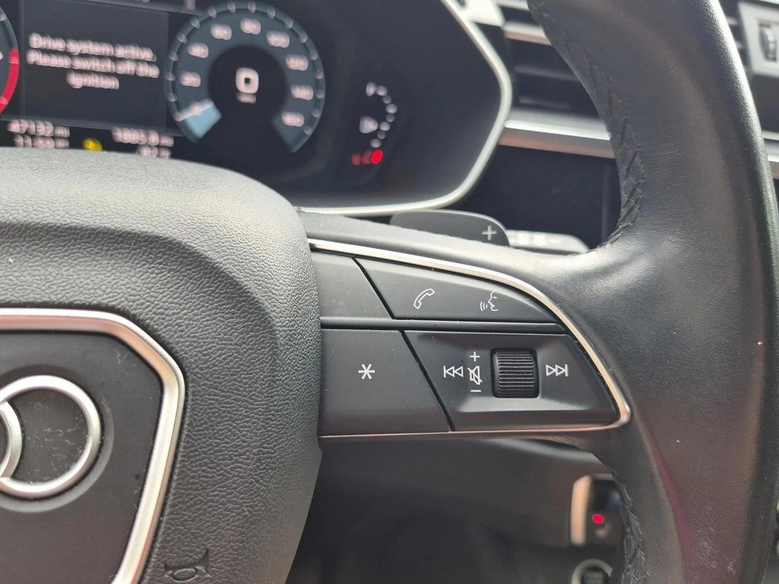 2022 Audi Q3 S line Premium 45 TFSI quattro photo 11