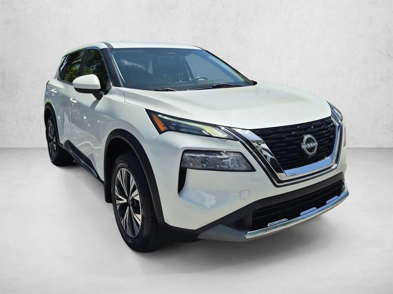 2023 Nissan Rogue FWD SV photo 3