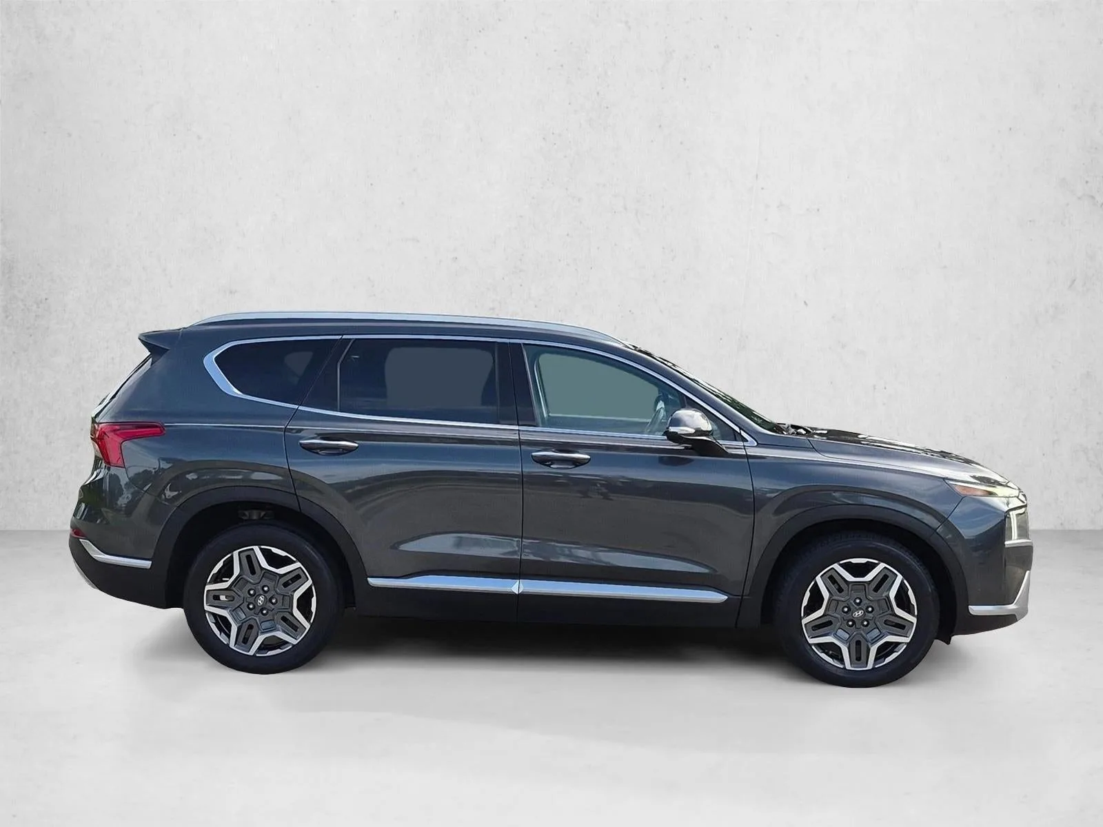 2022 Hyundai SANTA FE Limited FWD photo 4