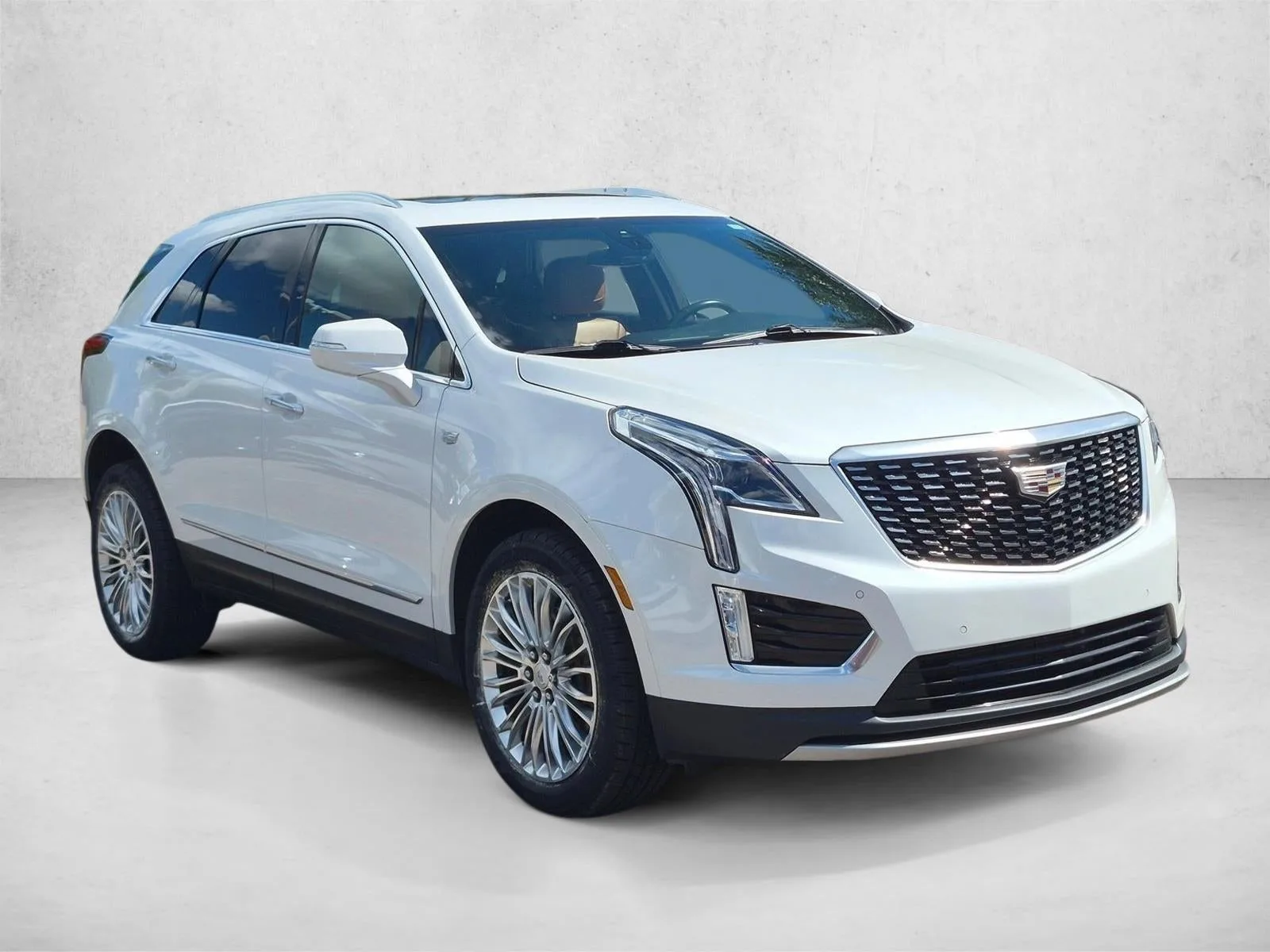 2020 Cadillac XT5 FWD 4dr Premium Luxury photo 3