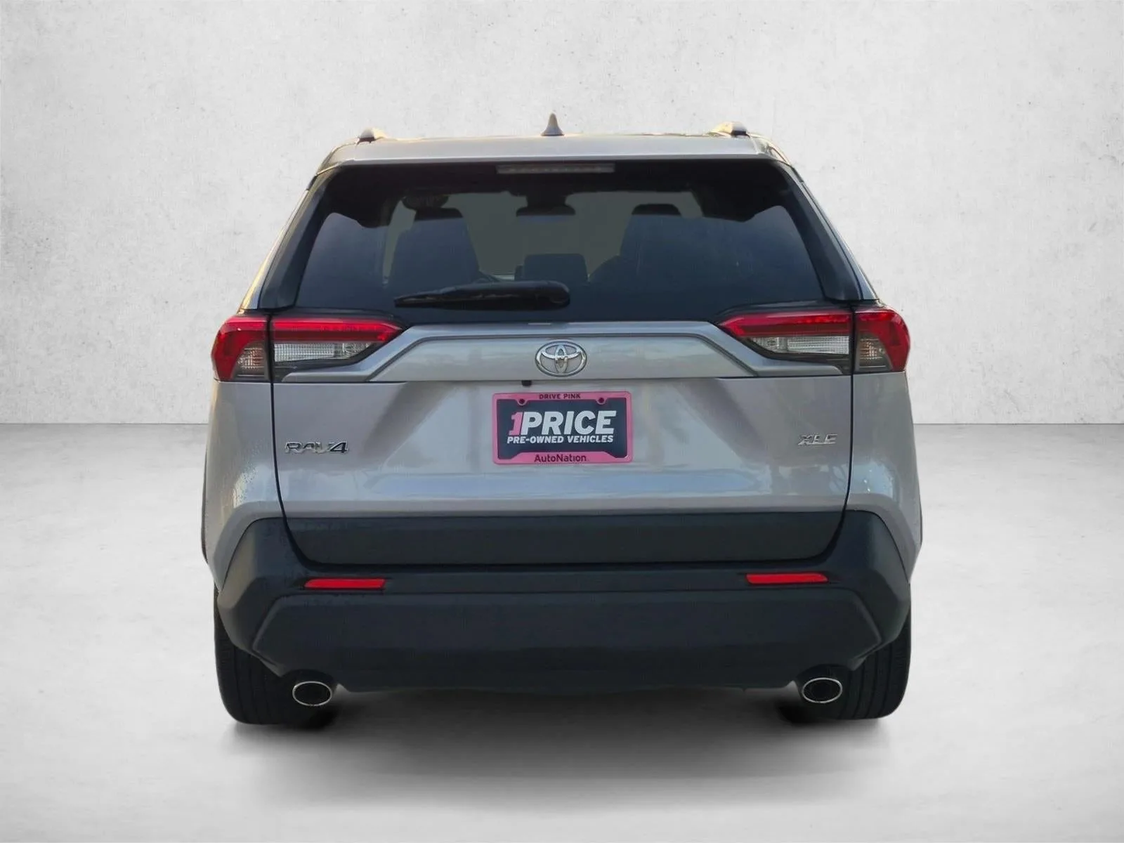 2019 Toyota RAV4 XLE Premium FWD (Natl) photo 6