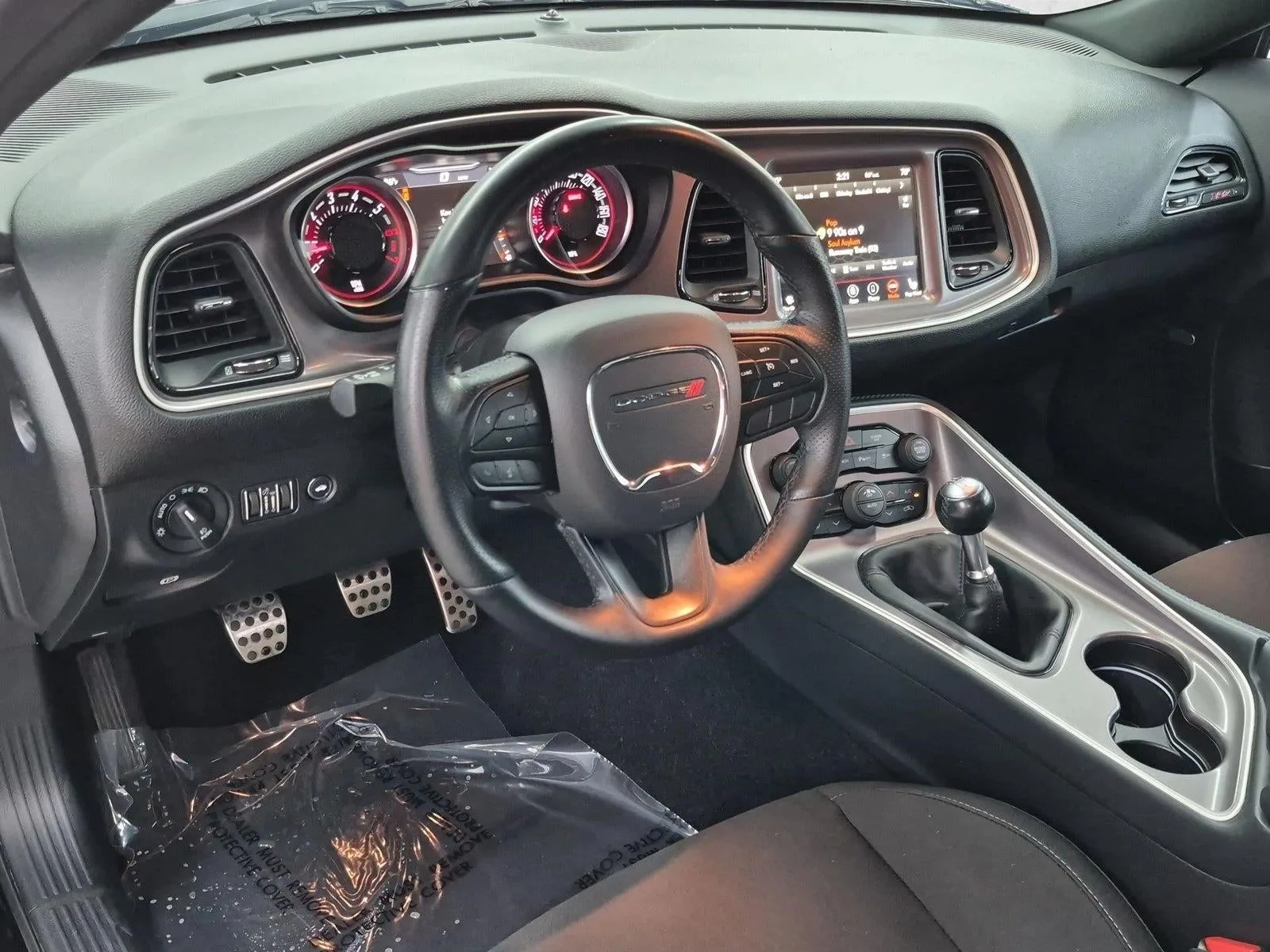 2022 Dodge Challenger R/T Scat Pack photo 10