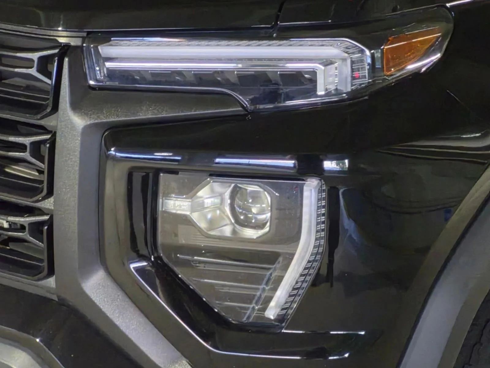 2023 GMC Canyon Elevation photo 9