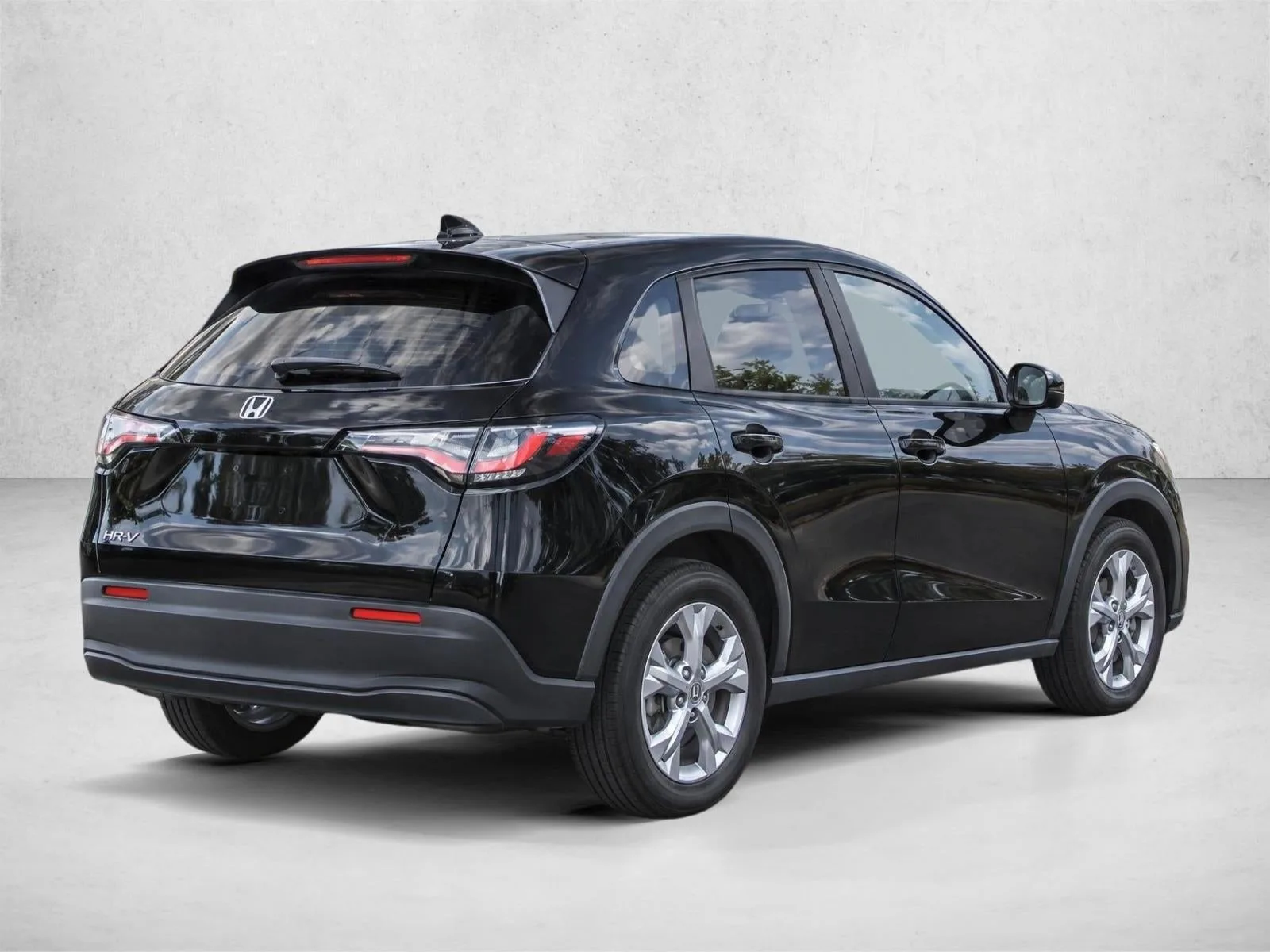 2024 Honda HR-V LX 2WD CVT photo 7
