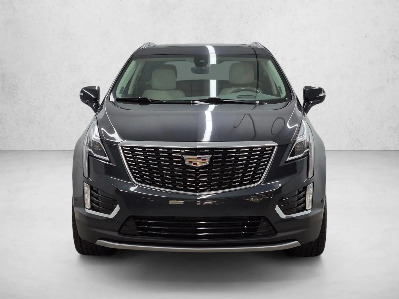 2023 Cadillac XT5 FWD Premium Luxury photo 2