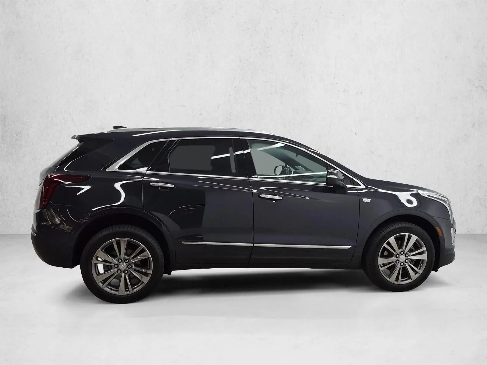 2024 Cadillac XT5 Premium Luxury photo 4