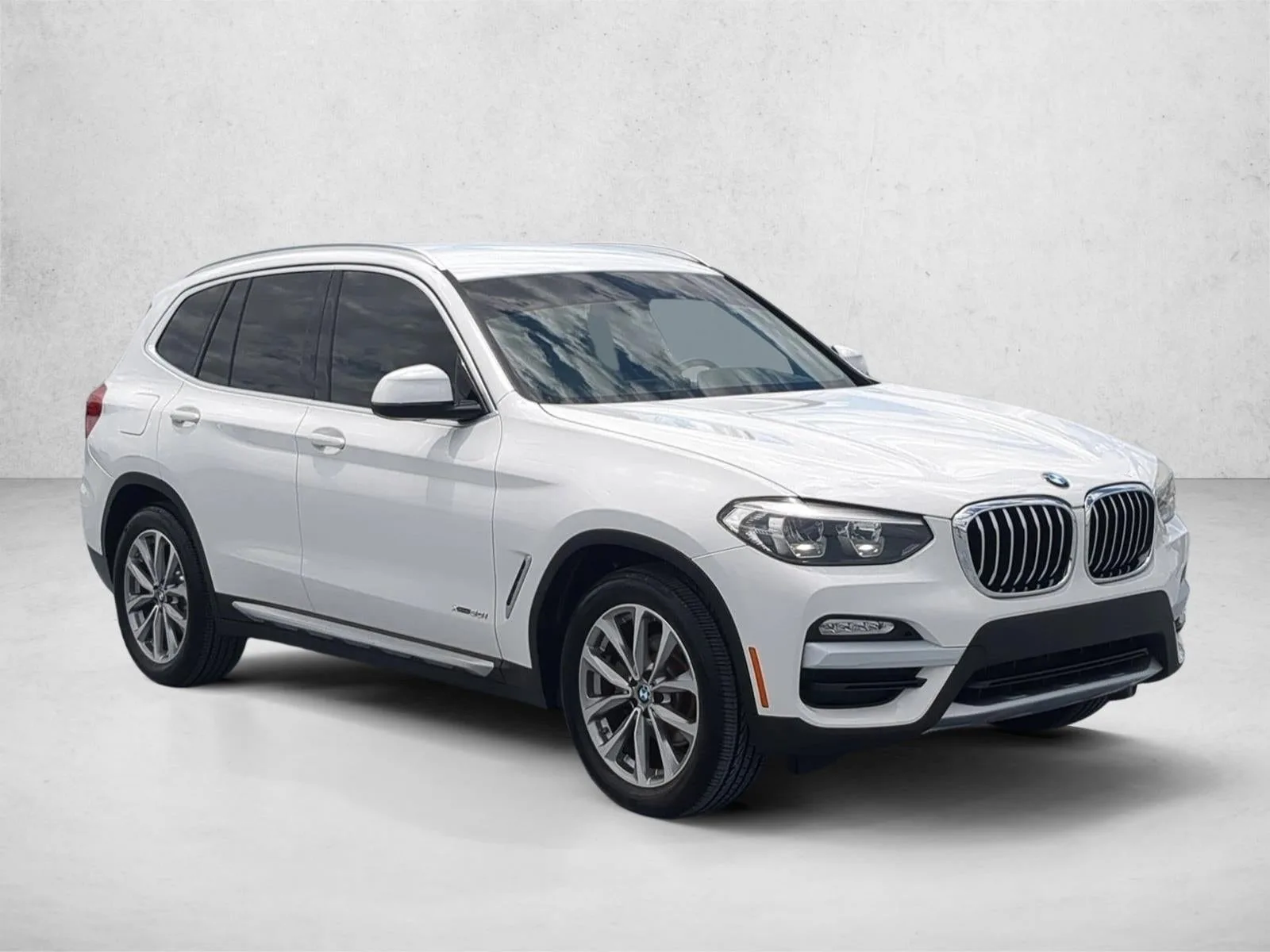 2018 BMW X3 xDrive30i photo 3