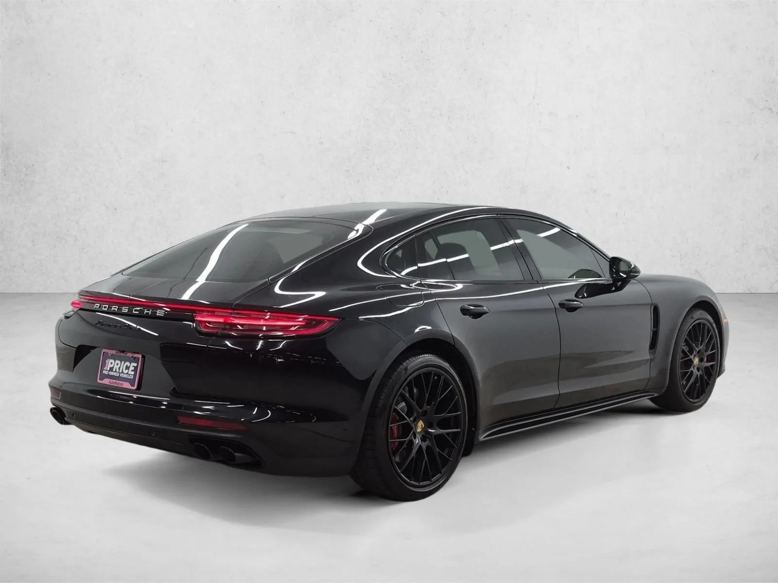 2017 Porsche Panamera Turbo photo 5
